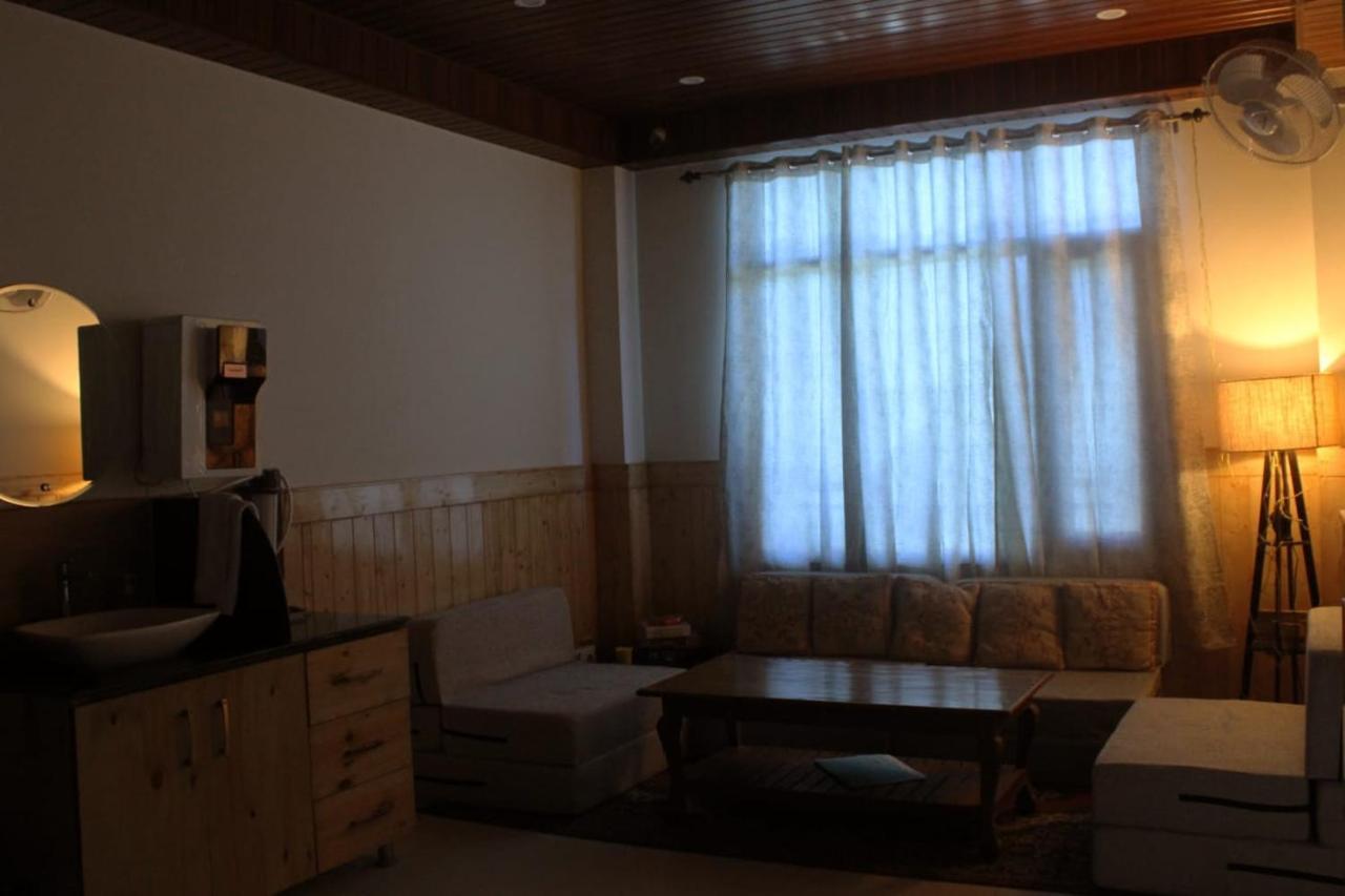 Him Aashrey B&B Homestay Shimla Exterior foto
